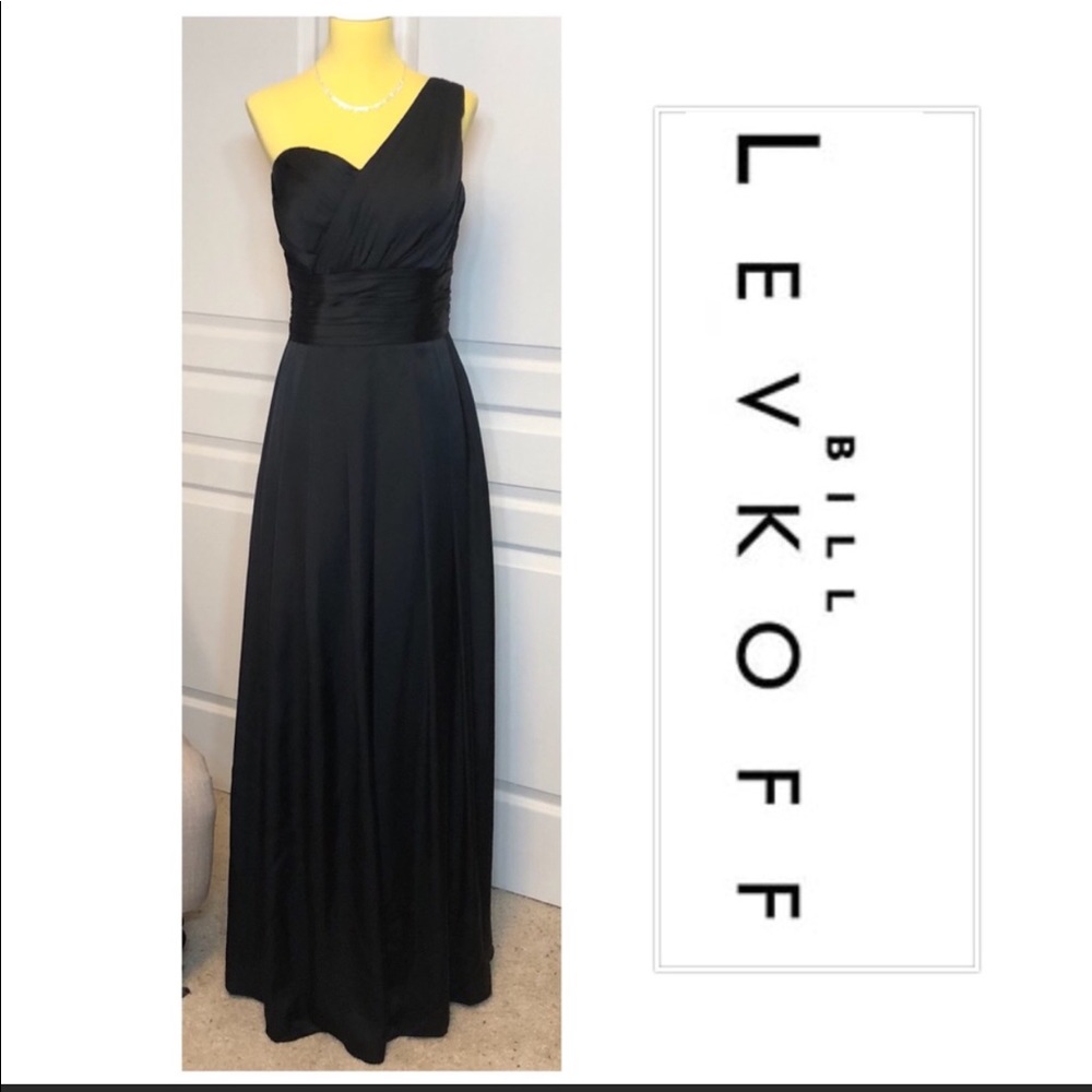Bill Levkoff gown